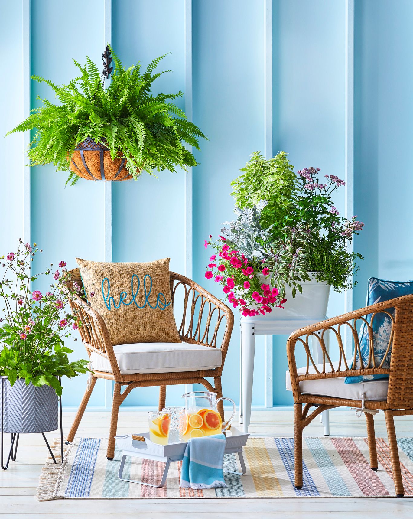 Vibrant Garden Decor Ideas to Elevate Your Outdoor Oasis Container Gardening: Expert Tips for Creating Beautiful Displays