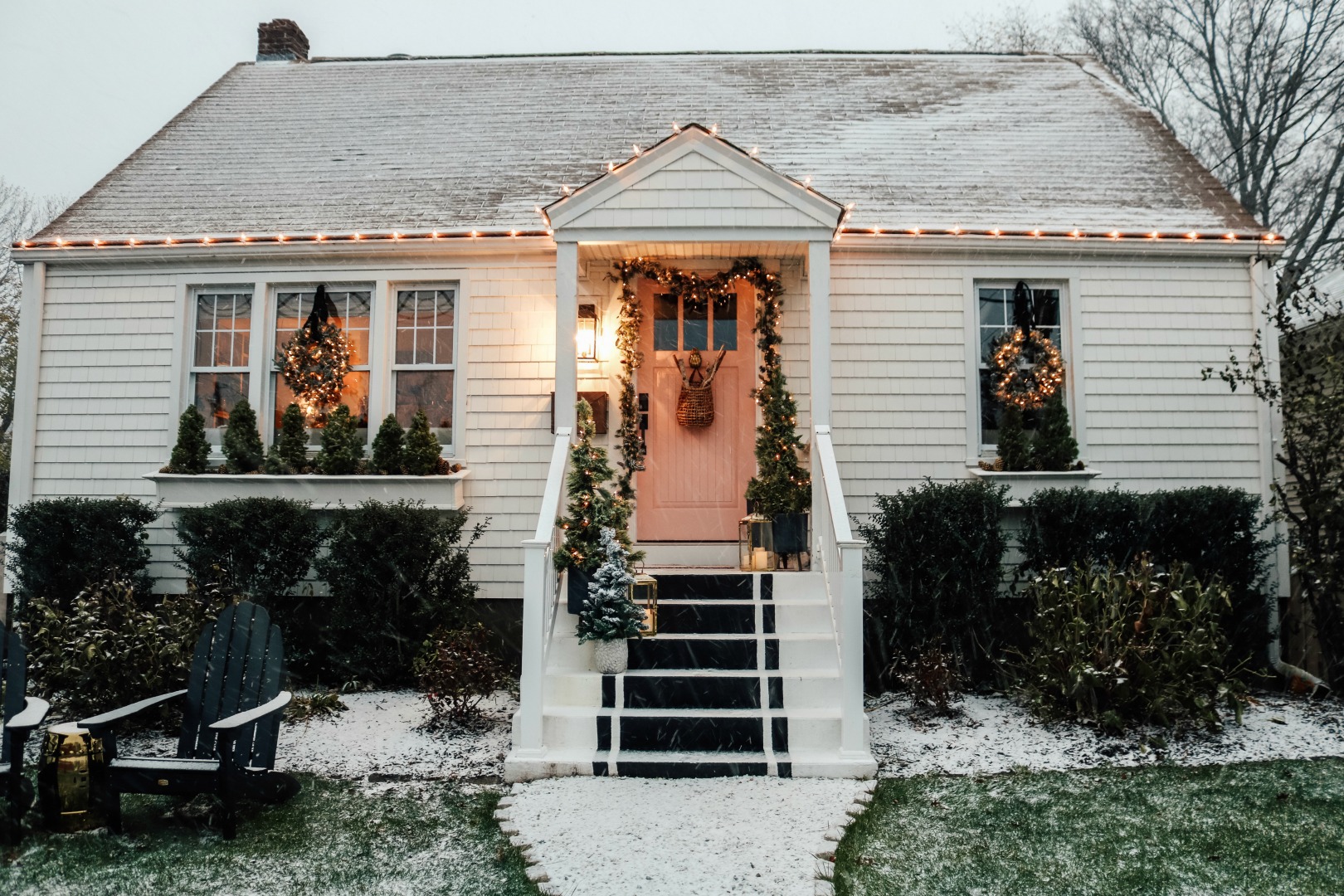 Charming Outdoor Decor Ideas to Elevate Your Home’s Curb Appeal Charming Outdoor Decor Ideas to Elevate Your Home's Curb Appeal