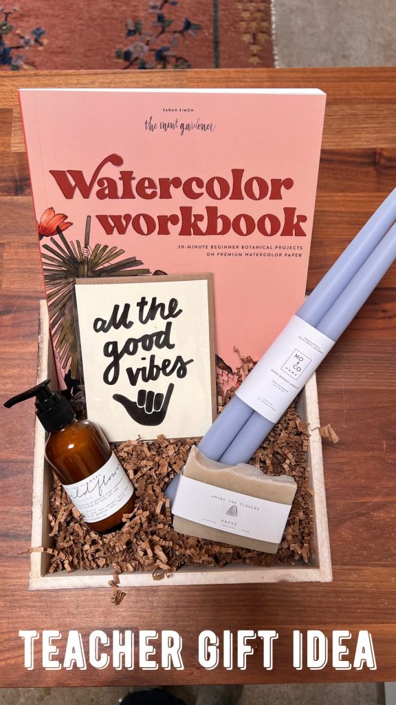 Candle The Natural Gardener Book Bundle: Grow Your Green Thumb Today! Candle The Natural Gardener Book Bundle: Grow Your Green Thumb Today!